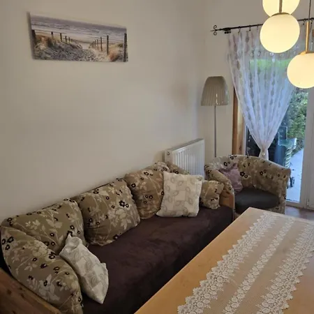 بيت للعطل Charmantes Haus 100m Vom Entfernt Fuer 6 Personen By Interhome