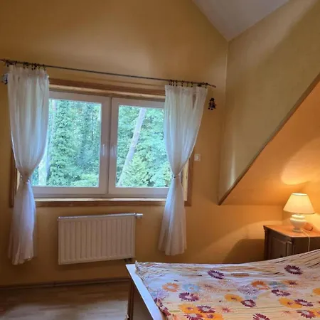 Ferienhaus Charmantes Haus 100m Vom Entfernt Fuer 6 Personen By Interhome