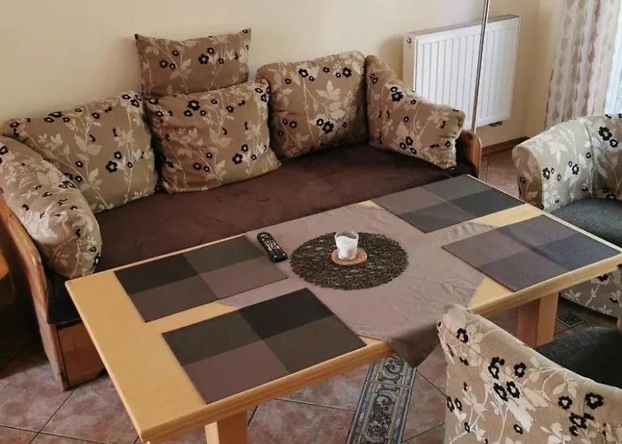 Charmantes Haus 100m Vom Entfernt Fuer 6 Personen By Interhome Ferienhaus *