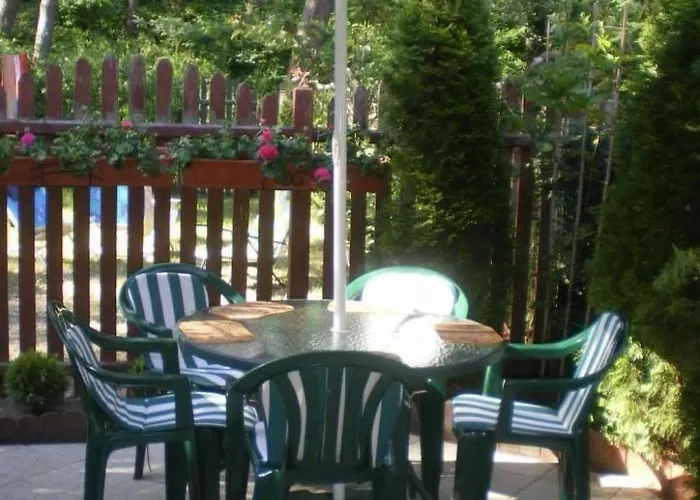 Charmantes Haus 100m Vom Entfernt Fuer 6 Personen By Interhome Ferienhaus *